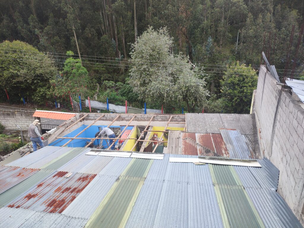 Instalación de Cubierta Metálica